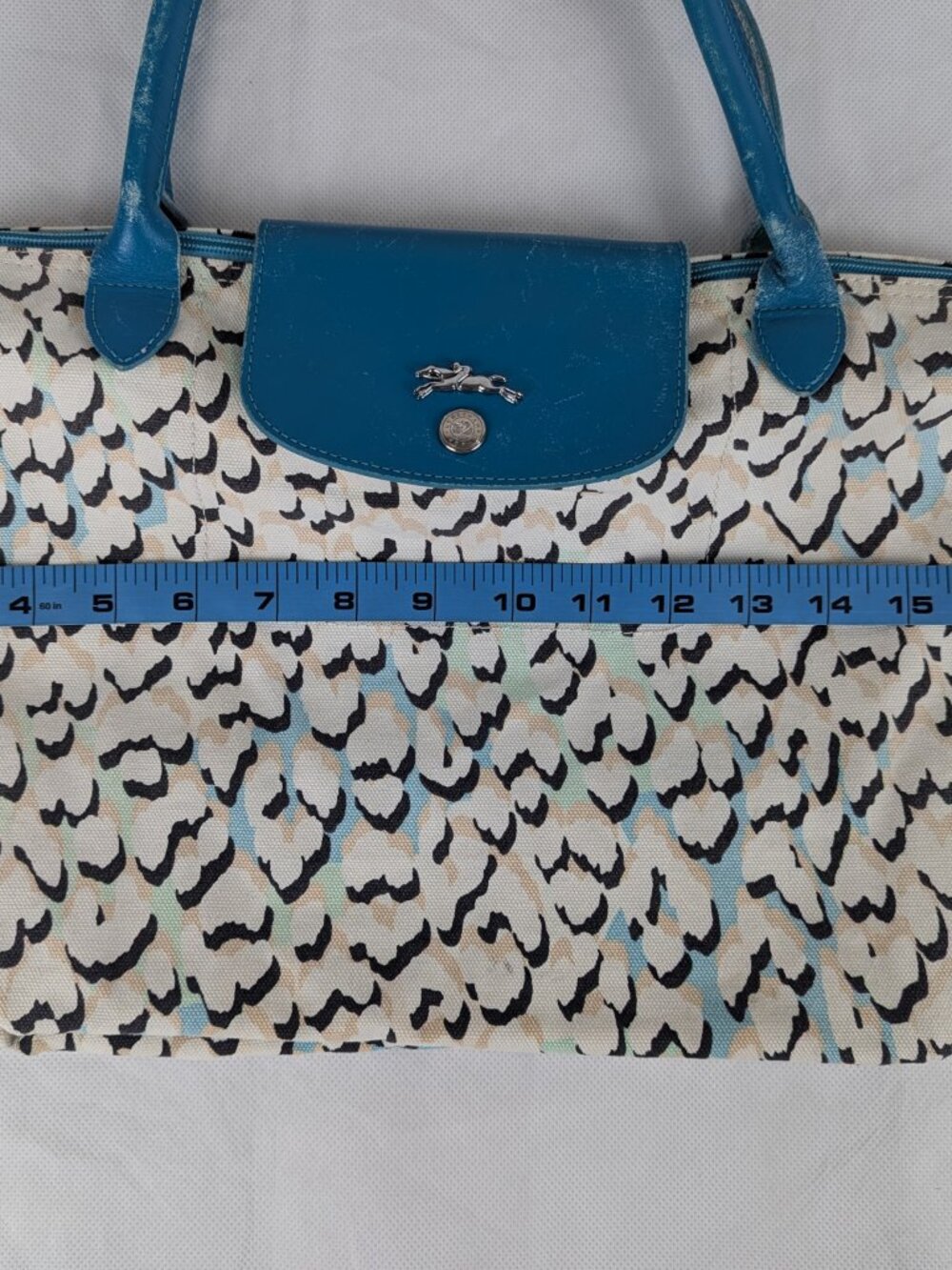 Used Longchamp Le Pliage Leopard Print Tote Shoulder Bag White. - Picture 12 of 14